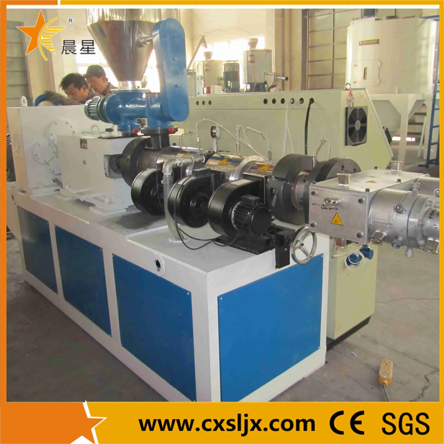 Plastic PVC One Mould Two Cavity Pipe Extrusion Machine Plastic PVC One Mould Two Cavity Pipe Extrusion Machine