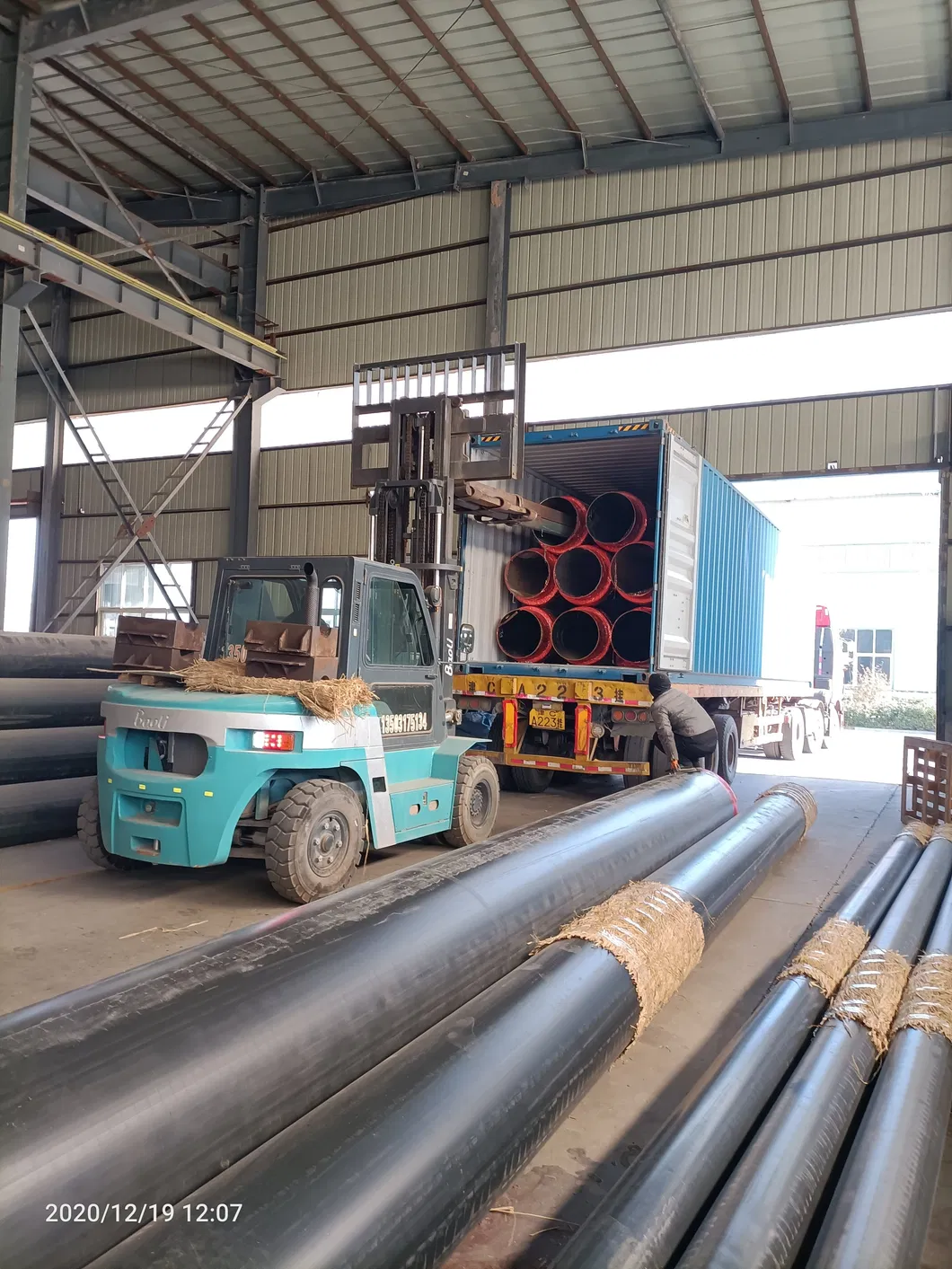 High-Quality PPR /Pert Polyurethanee Wrapped Pre-Insulated Pipe Thermal Insulation