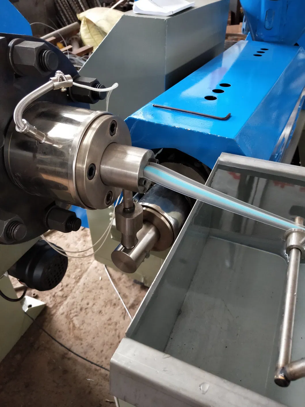 Manufacturers Supply High-Quality Pvchdpe LDPE PP PE Pipe Production Line Soft PVC Water Pipe