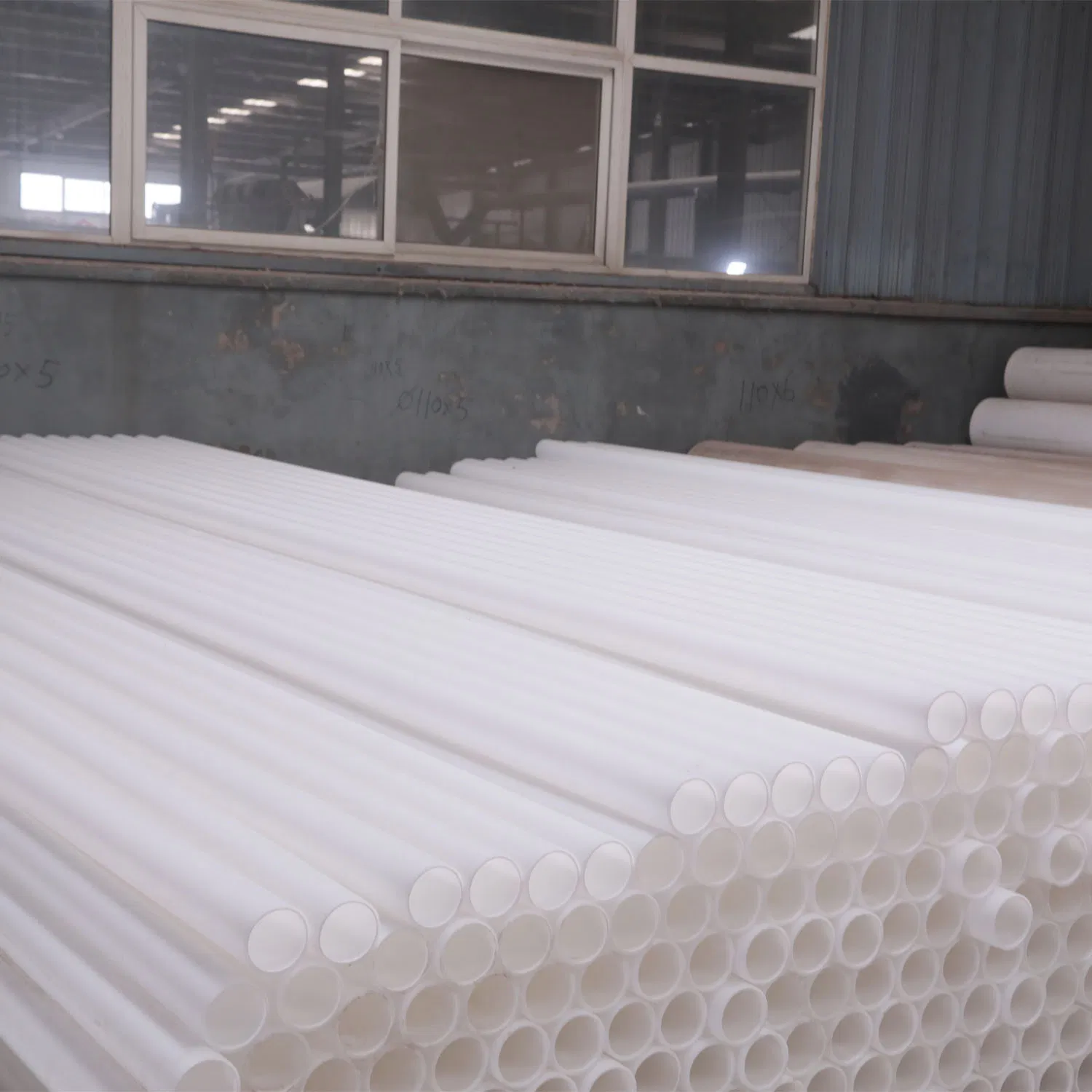 Plastic Pipe Color Customization PP PE-UHMW Round Plastic Pipe