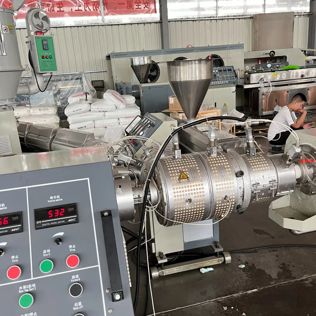 Three Layers PPR Water Pipe Production Line PP-R Hot Water Pipe Making Machine