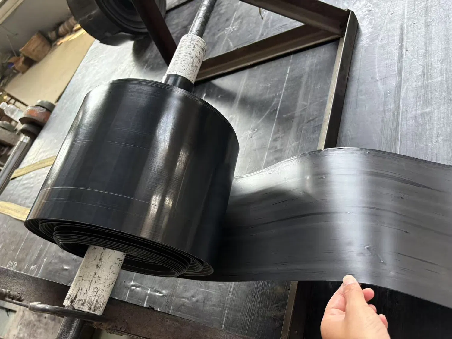 China OEM Shrink Film: Custom Bulk Heat Shrink Tubing for Oil/Gas Transmission Lines with Extreme We