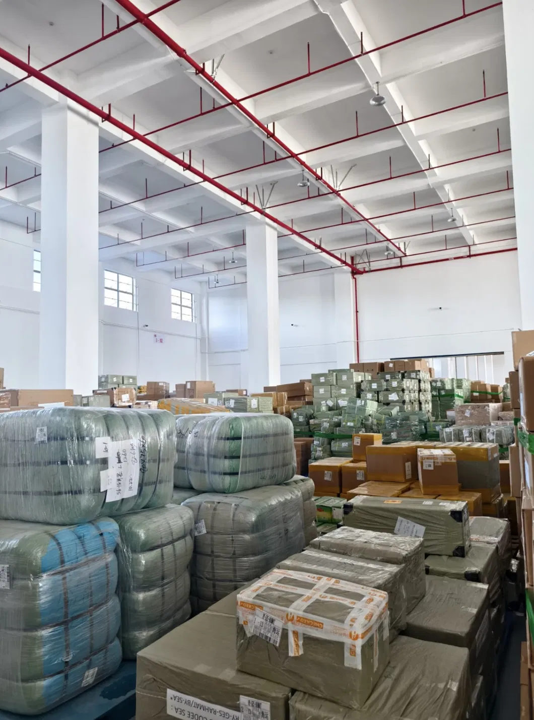 Drip Irrigation Rain Hose with Holes LDPE Tubing Other Watering &amp; Irrigation Plastic Customized Flexible 0.85---3.0L/H