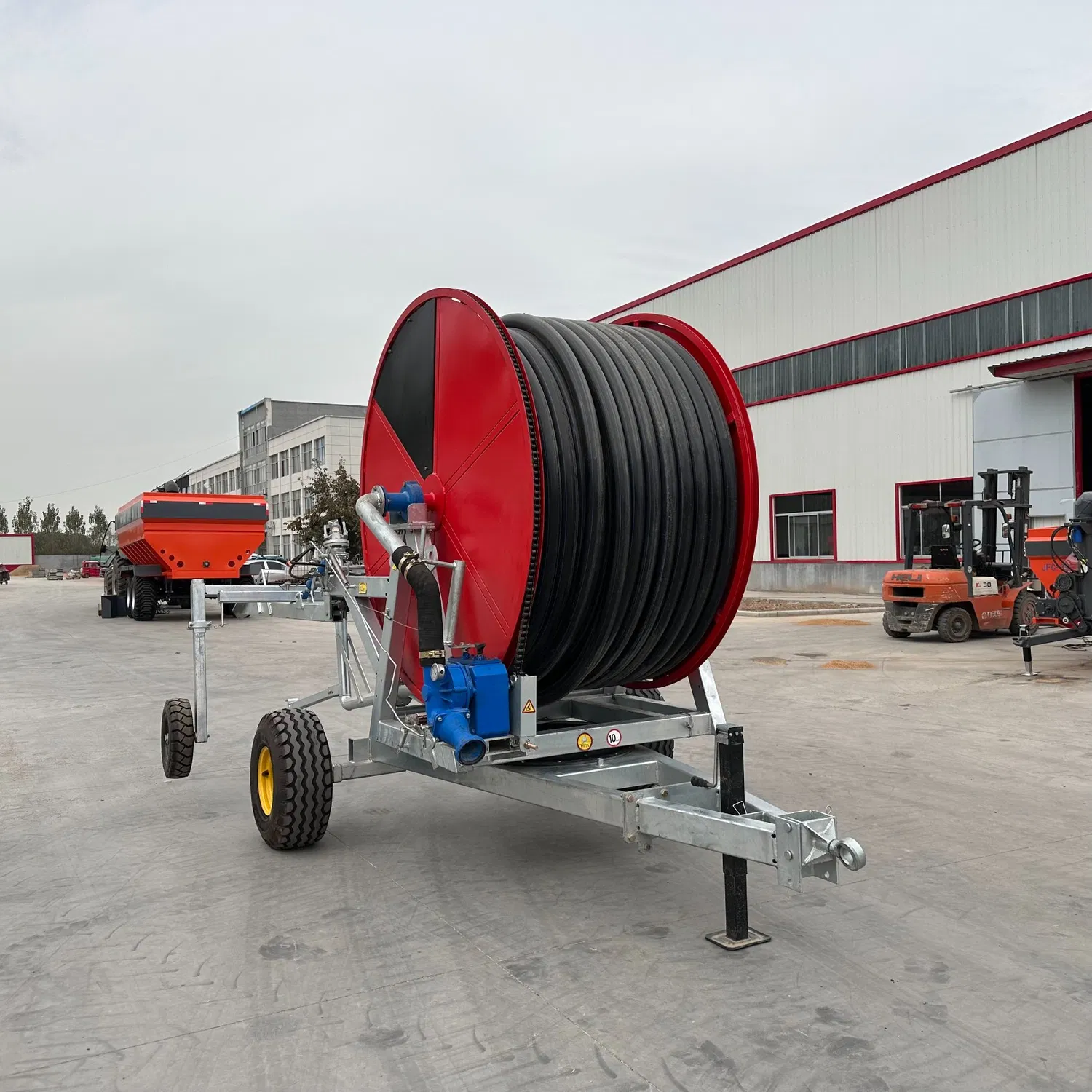 Traveling Agricultural Irrigation System 150m 200m 300m 450m 500m Customizable PE Pipe Reel Sprinkle