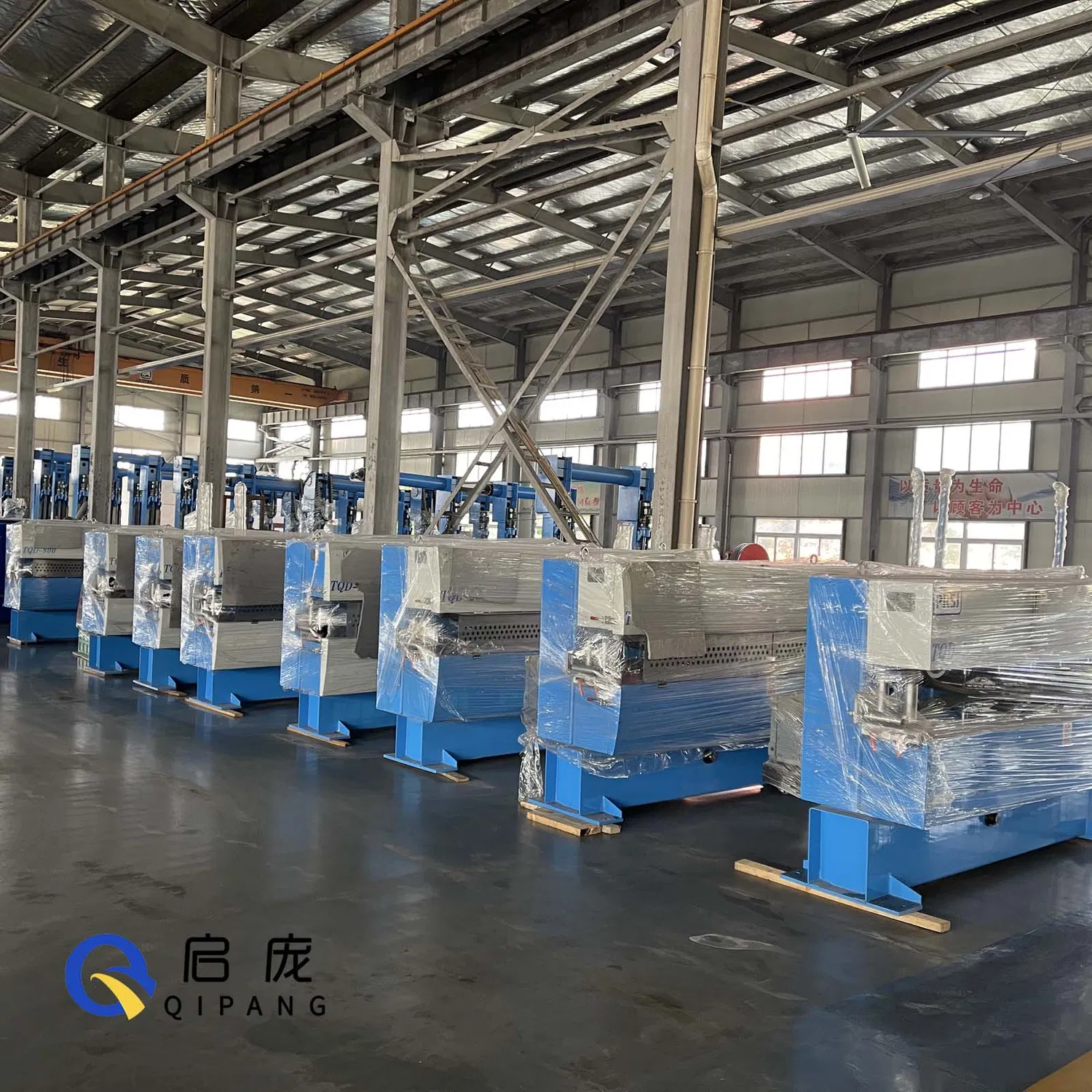 Power Supply 380V 50Hz Plastic Tube Caterpillar Cable Pulling Machine