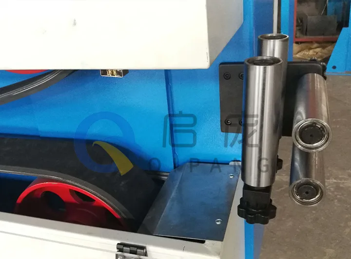 Power Supply 380V 50Hz Plastic Tube Caterpillar Cable Pulling Machine