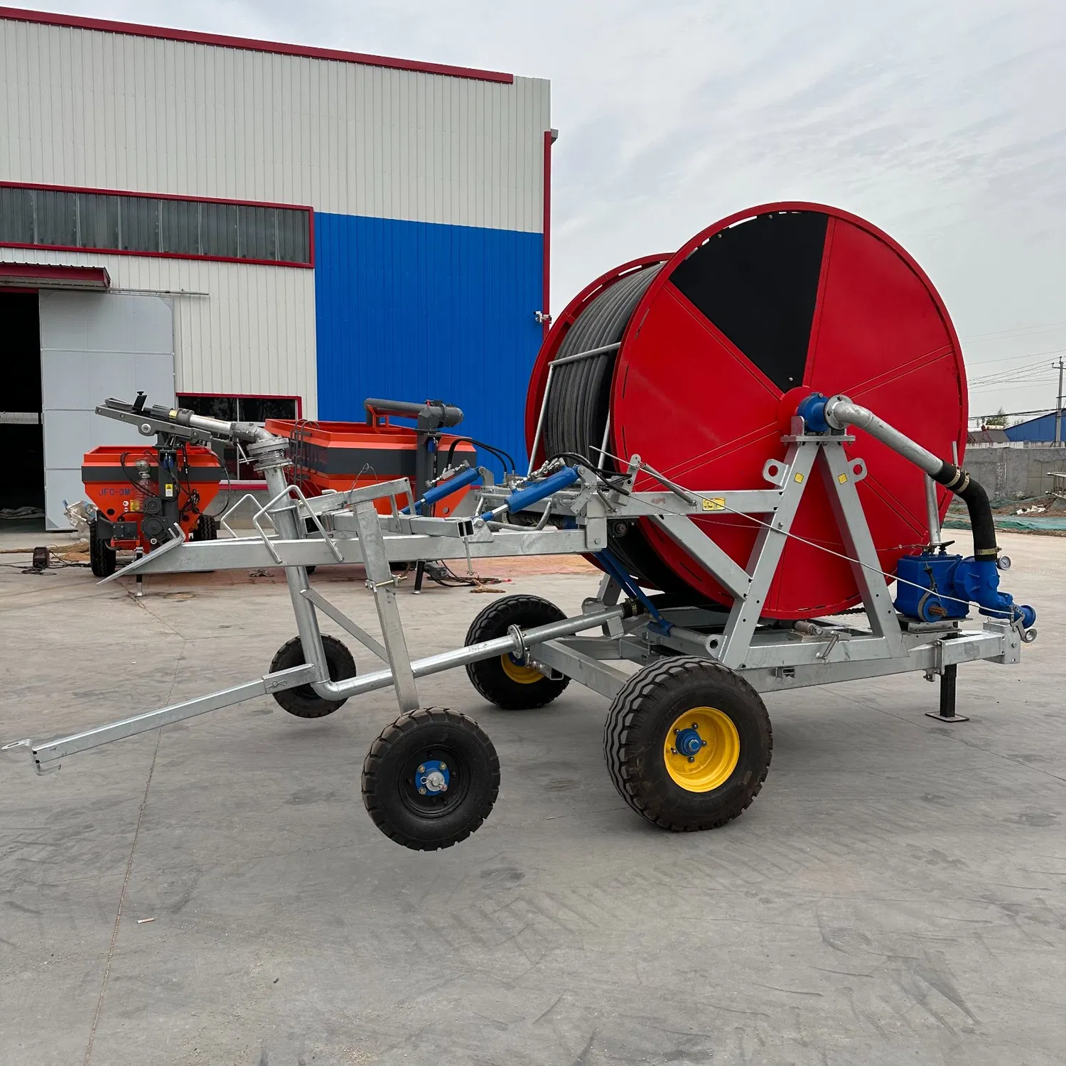 Traveling Agricultural Irrigation System 150m 200m 300m 450m 500m Customizable PE Pipe Reel Sprinkle