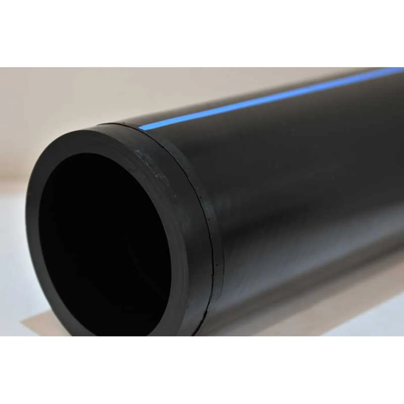 Dfps Wide Range of Applications High Toughness PE Pressure Drainage Solid Wall Pipe