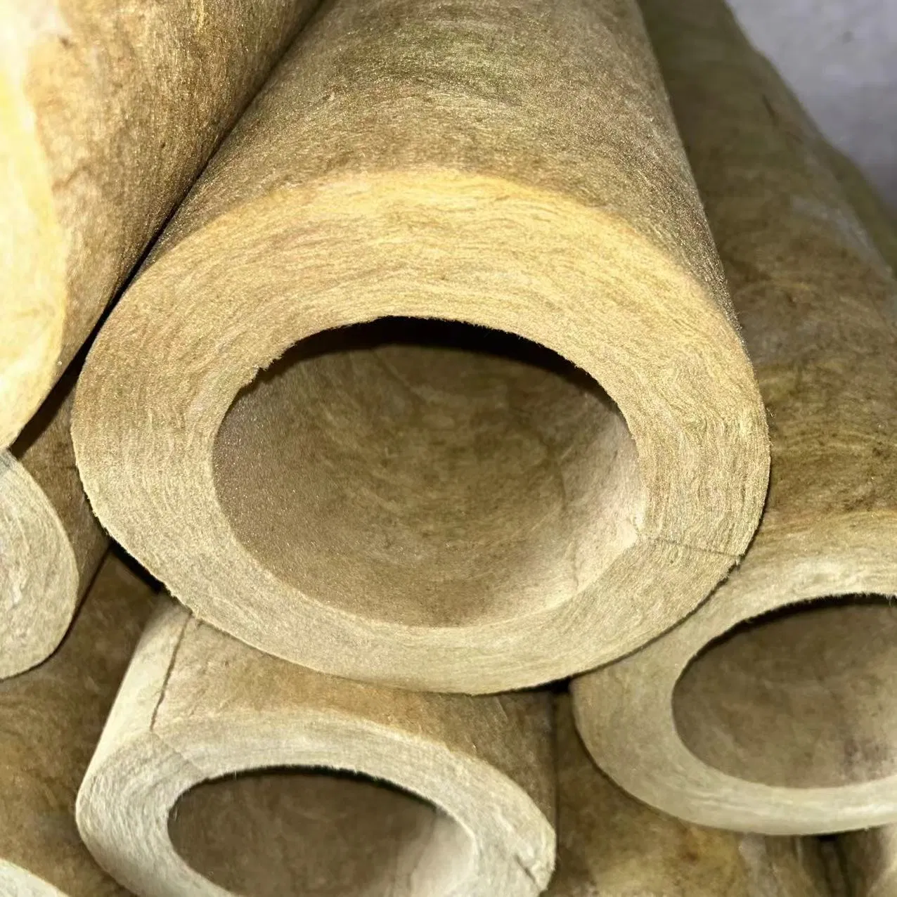 100K 120K Thermal Insulation Rockwool Mineral Rock Wool Pipe for Pipe Insulation Rockwool