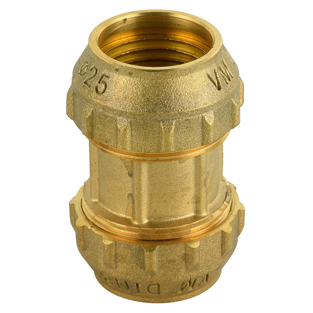 Brass Tee with 3 Connector Socket Fitting for PE Pipe