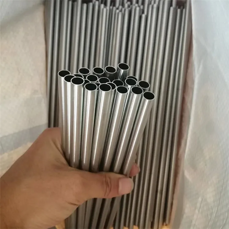 316L / 304L Stainless Steel Pipe Tube Bright Annealed Seamless Tube Annealed Pickled Seamless Pipe M