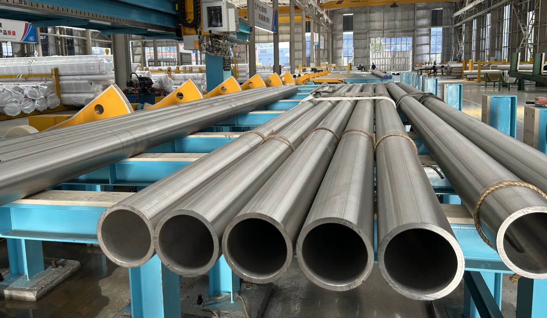 Polished Galvanized Steel Pipe for Construction with ASTM/En Standards