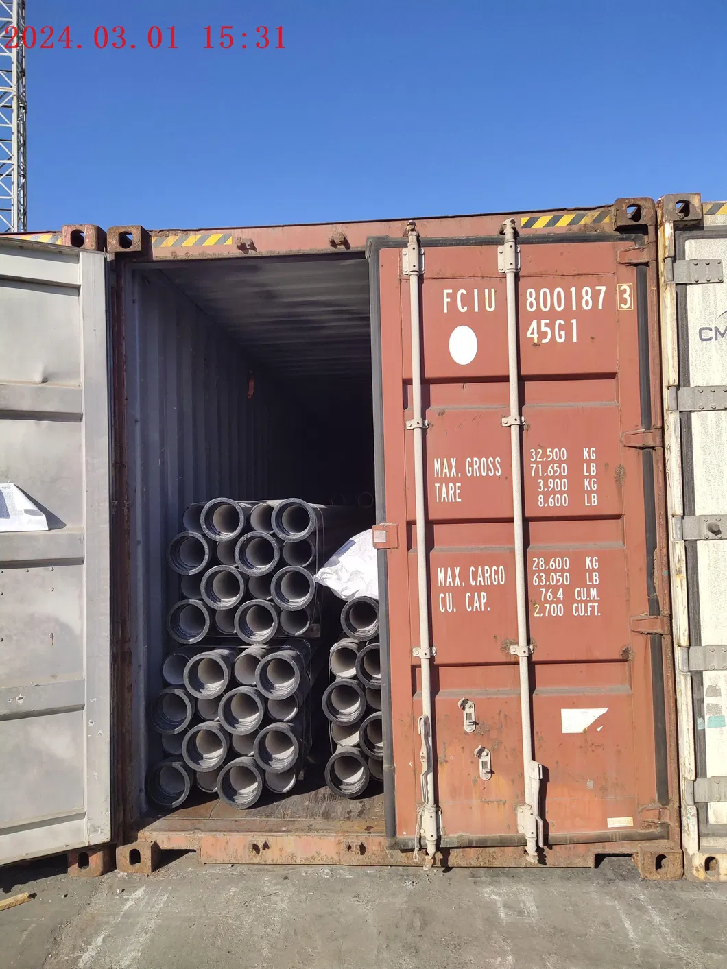 Plastic HDPE Pipe Fitting Butt Welding PVC PPR Polyethylene SDR11 Water Supply