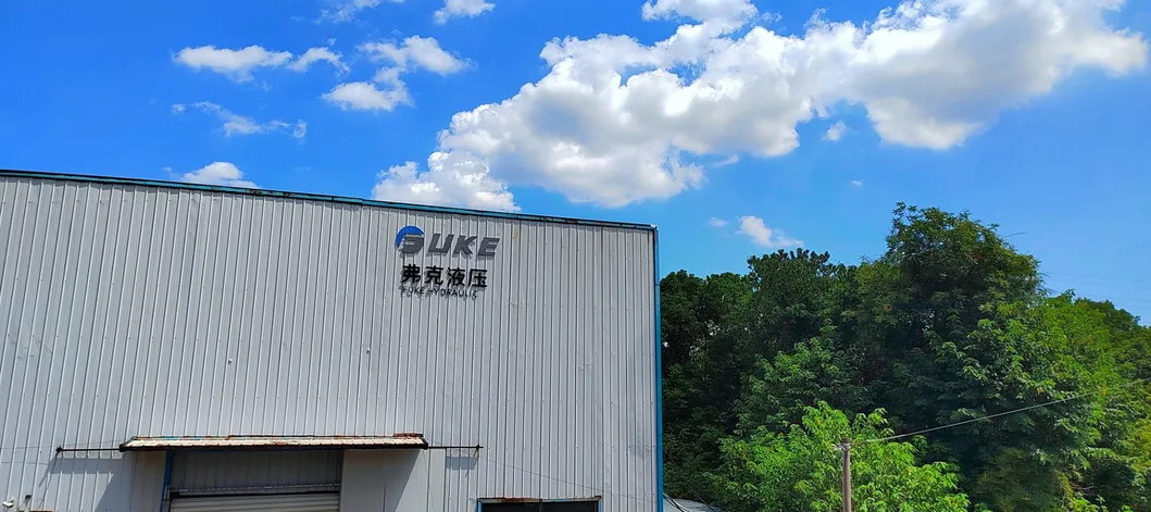 Tee Female National Pipe Thread with Captive Seal 1/2 Inch Quick Connectionn Fittings