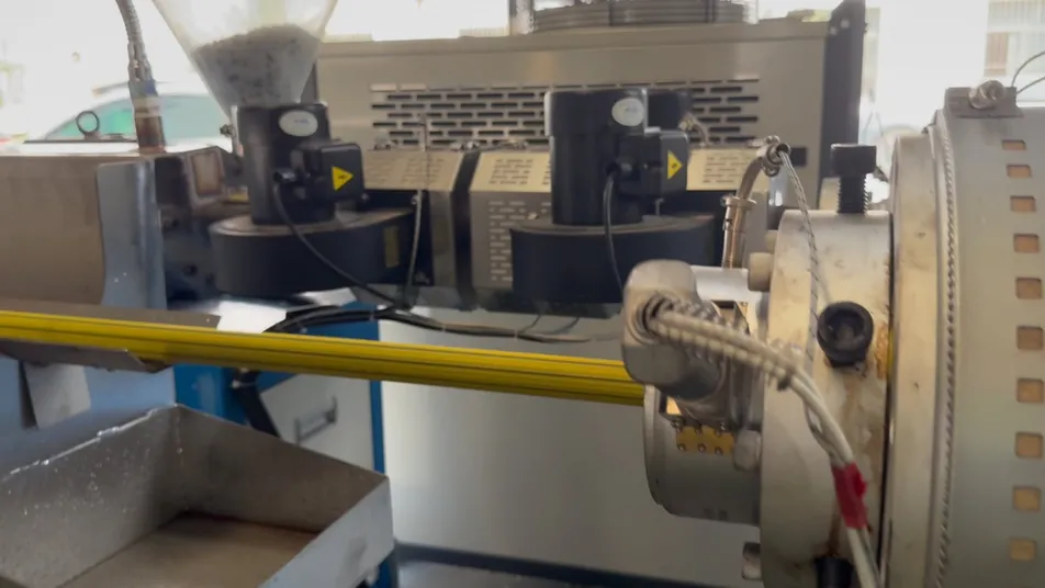 Pipe Coating Line Plastic PE Coated Pipe Production Machine