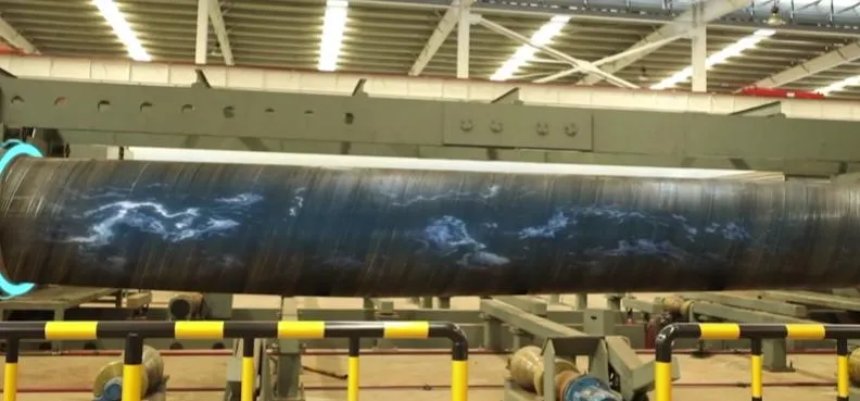 China Supplier Spraying and Winding Heat Resistant Building Material Insulation Foam Insulation Tube