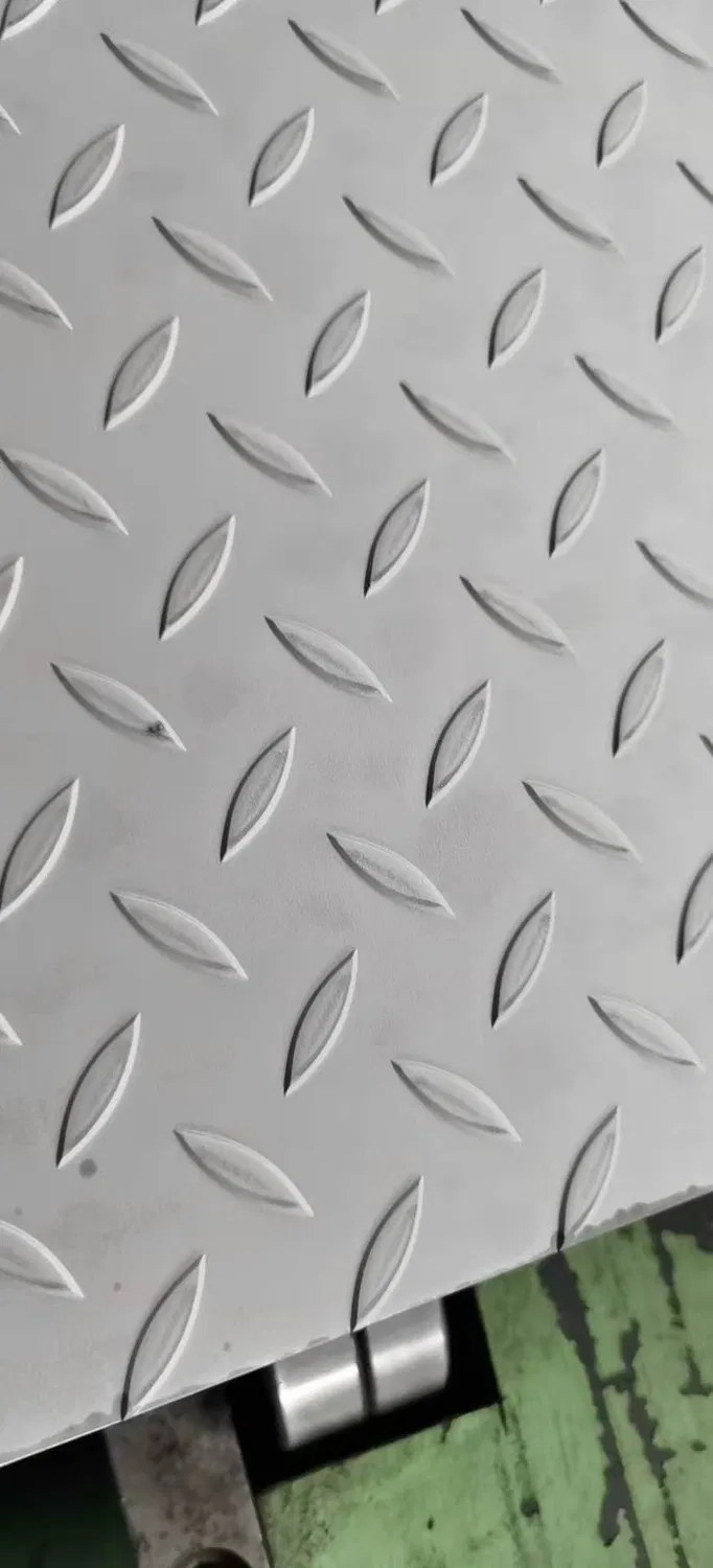 Checkered Plate 304 Diamond Plate 304chequer Plate, Chequered Plate Antiskid Steel Plate