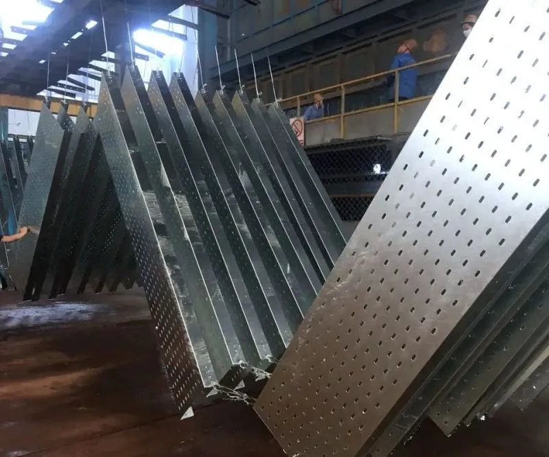 Multi Size Pre Galvanized Cable Tray/Perforated Cable Tray/Factory Customized Cable Tray