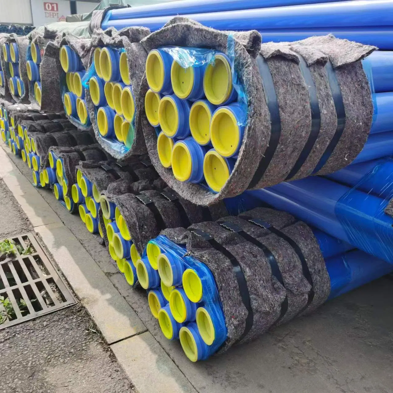 The Steel Pipe and Tubing Transmission Pipeline Used for Distillation Columns, Cracking Units, and S