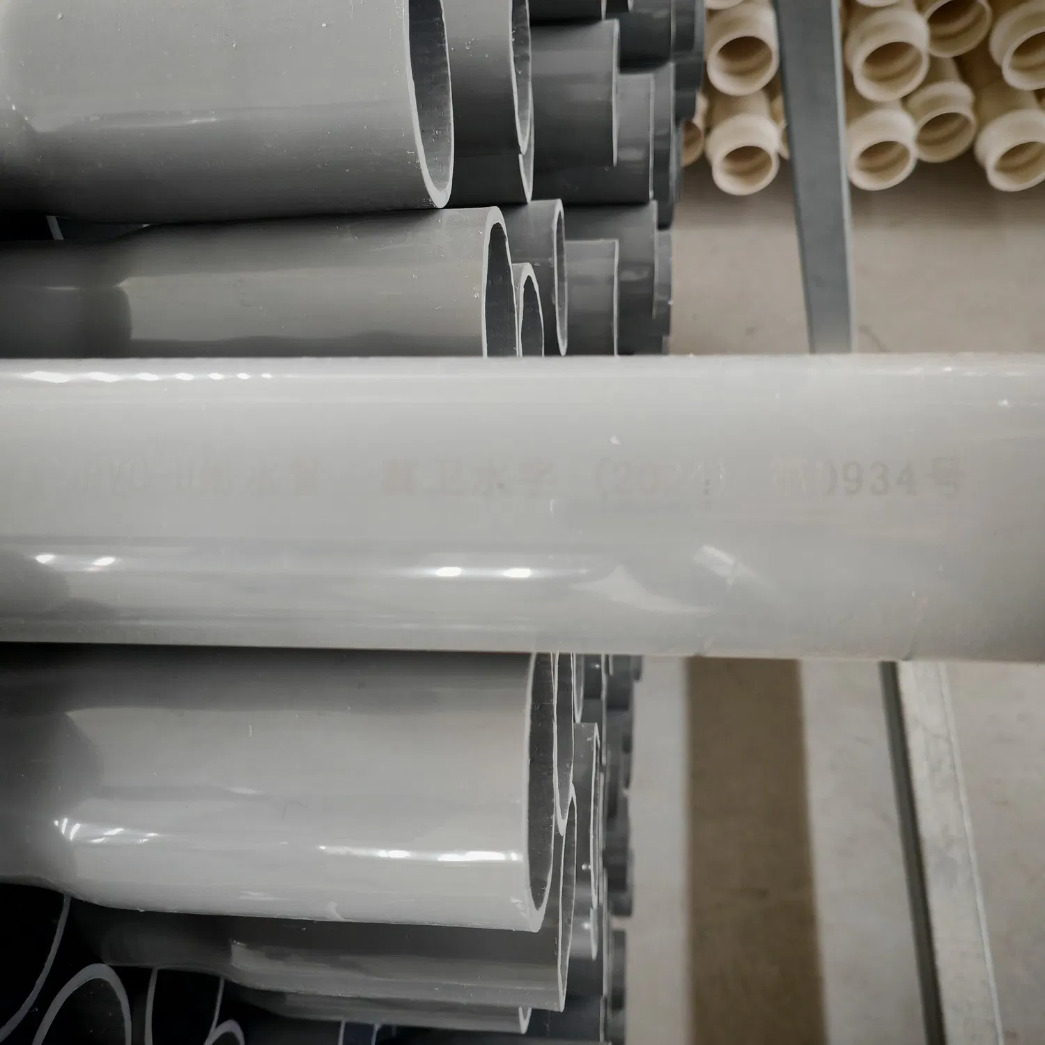 White PVC-U Pipe for Water Supply and Daily Life