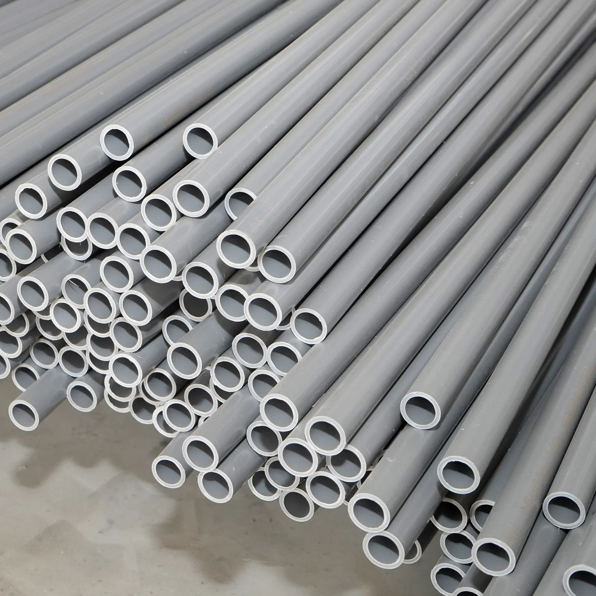 Food Grade PVC Water Pipe, Non-Toxic Plastic Tube for Agricultural Irrigation & Industry