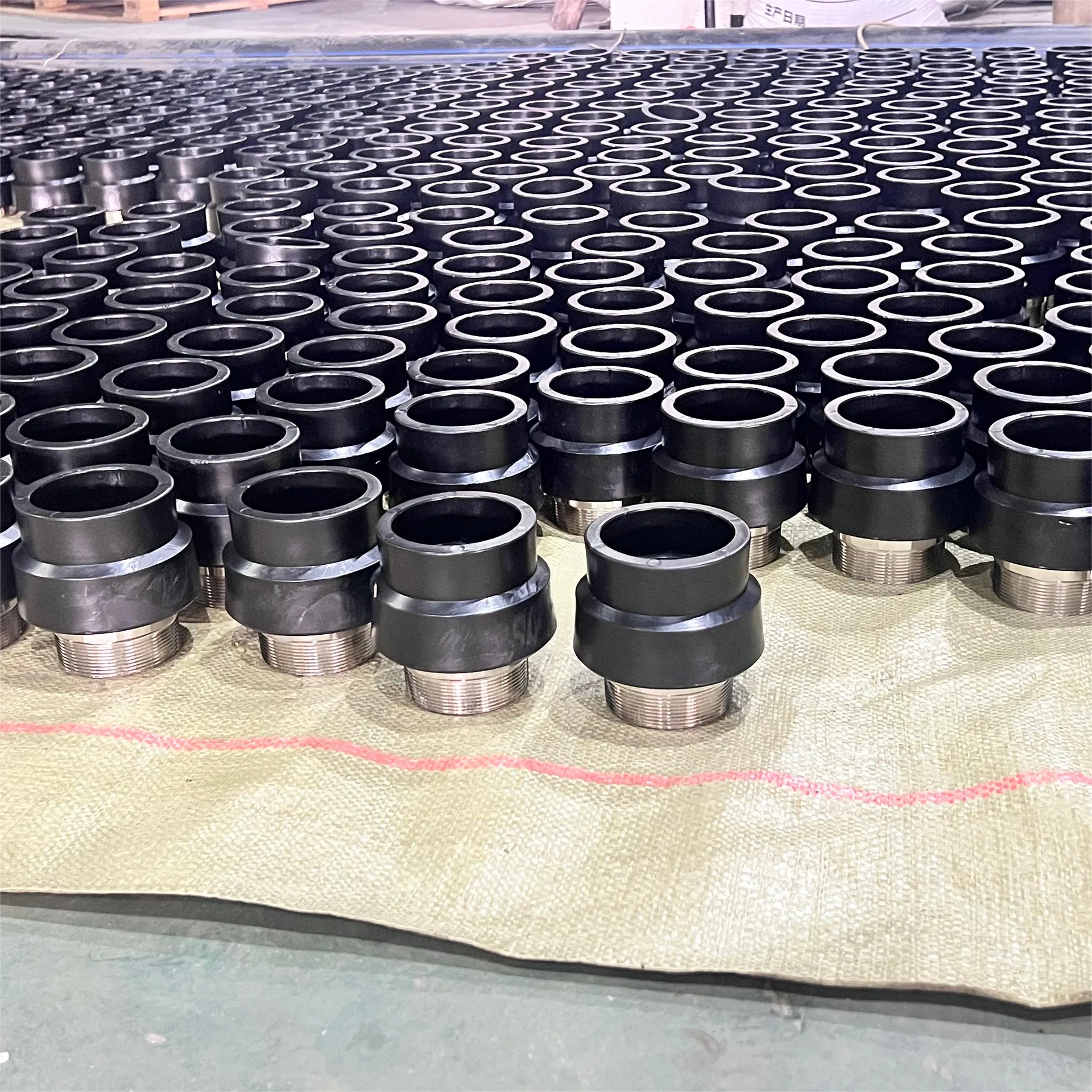 Free Sample Easy Convenient Installation Stainless Steel Fittings PE/HDPE Threaded Pipe Fittings for Cold Water