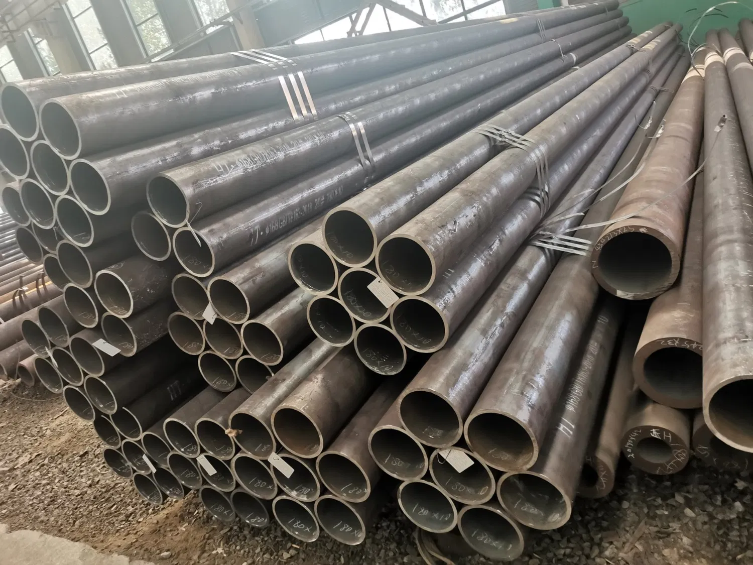 Hot Sales ASTM A36 AISI 5L X42 X52 X56 X60 Steel Pipe ERW SSAW Welded Spiral Carbon Steel Tube Used 