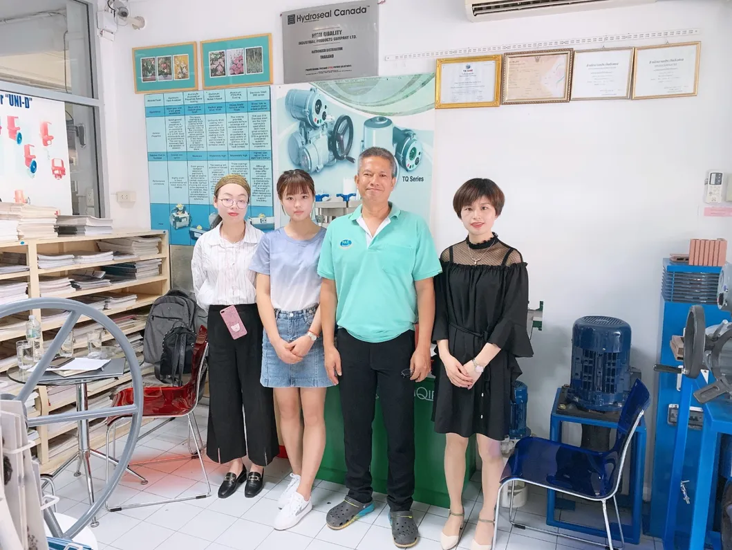 Super Quality OEM UPVC PVC Plastic ASTM Sch80 Standard Elbow Transparent Clear Tee Pipe Fittings Coupling