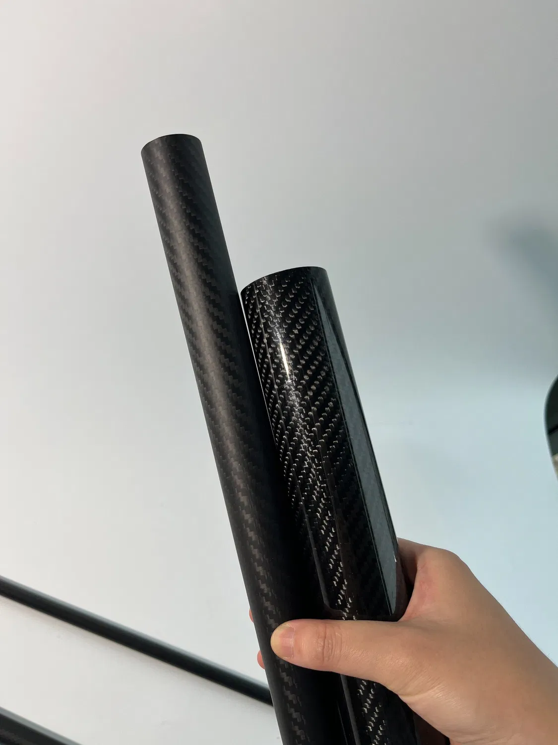 Heavy-Duty Carbon Fiber Tube with Smooth Surface and Tight Tolerance