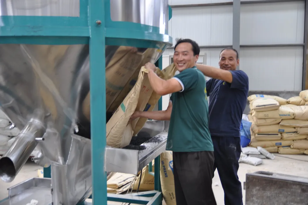 Fosite PE Pipe Fitting Black Color HDPE Male and Female Tee HDPE Pipe Fitting