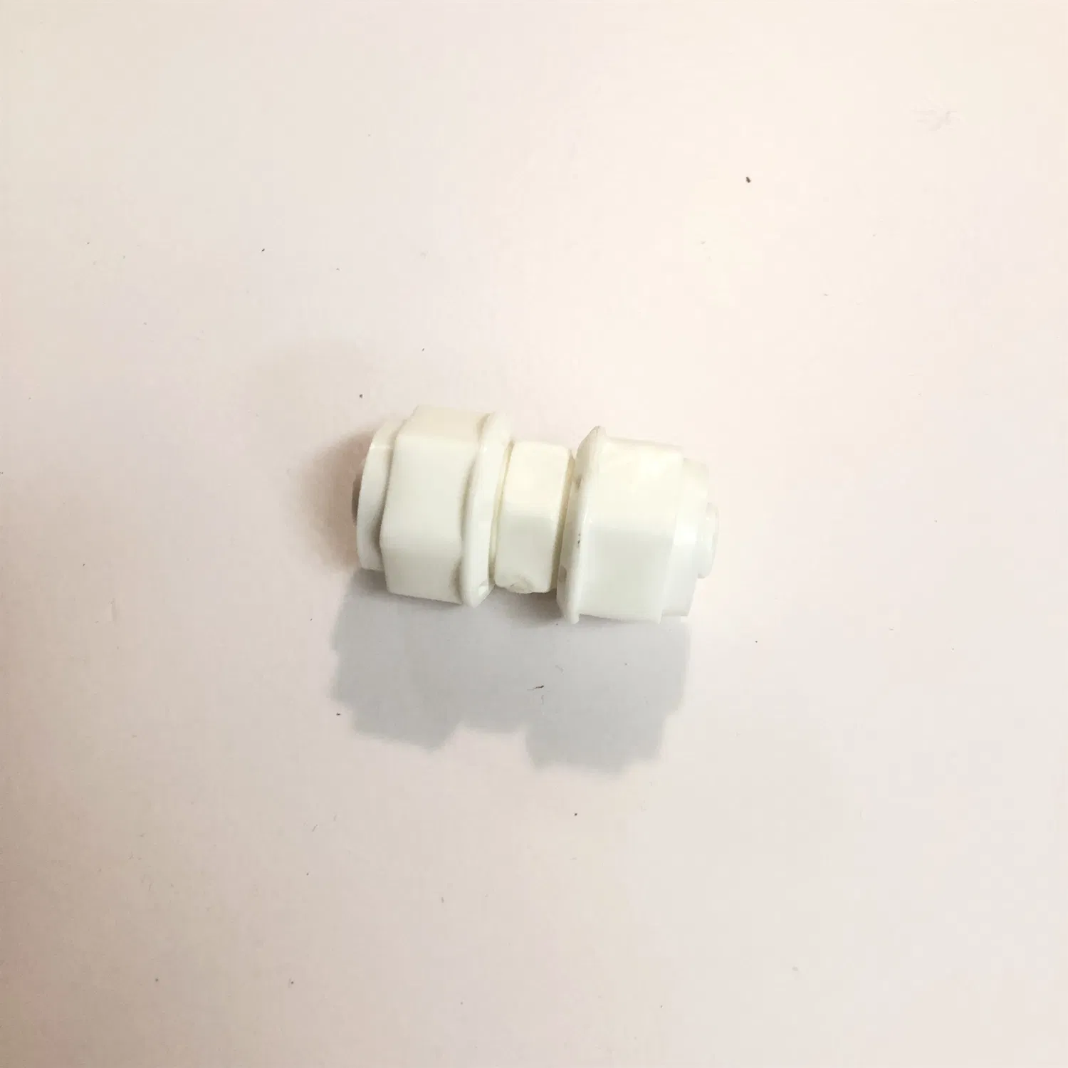 Plastic Nylon Pipe Fitting Tube Fitting for Aluminum Plastic Pipe