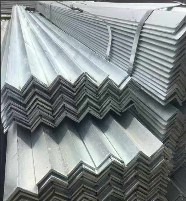 ASTM Standard ERW Galvanized Steel Pipe 50*50 Square Tube Rectangular 100*100 Iron Tube Welded 6m 12m Lengths Available Bending