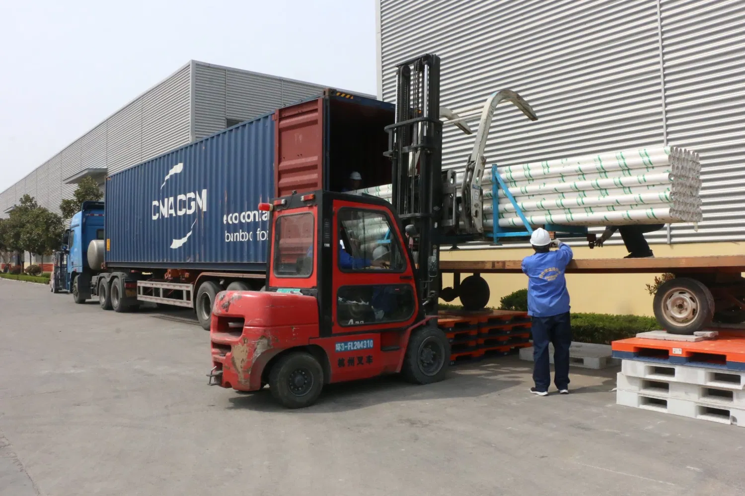 Premium CPVC/PVC Pipe Fittings Drainage Tubes and Corrugated Pipes for Construction and Electrical P