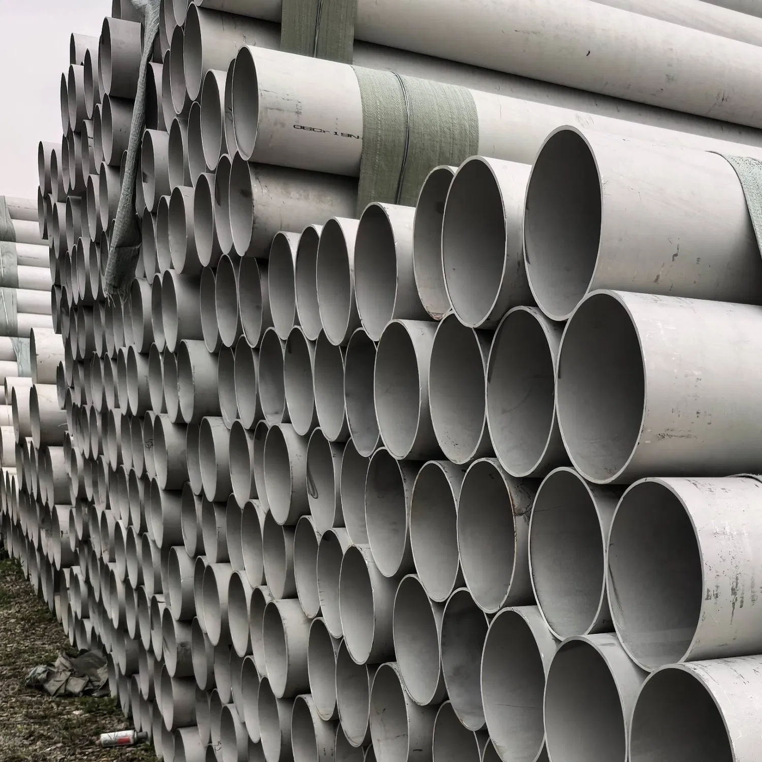 High-Performance Uns S31254 Seamless Pipe for Seawater Electrochlorination System Pipework in Desali