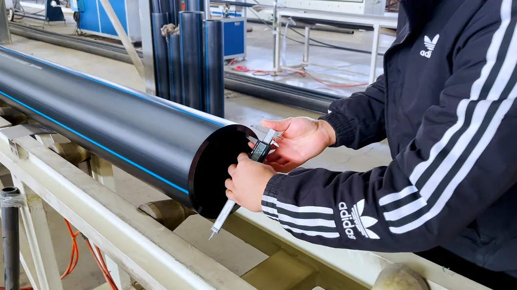 Plumbing Materials Mpp/Electric Pipe DN100mm/125mm/150mm/175mm/200mm/225mm/250mm PVC Electrical Conduit Pipes/Tubes