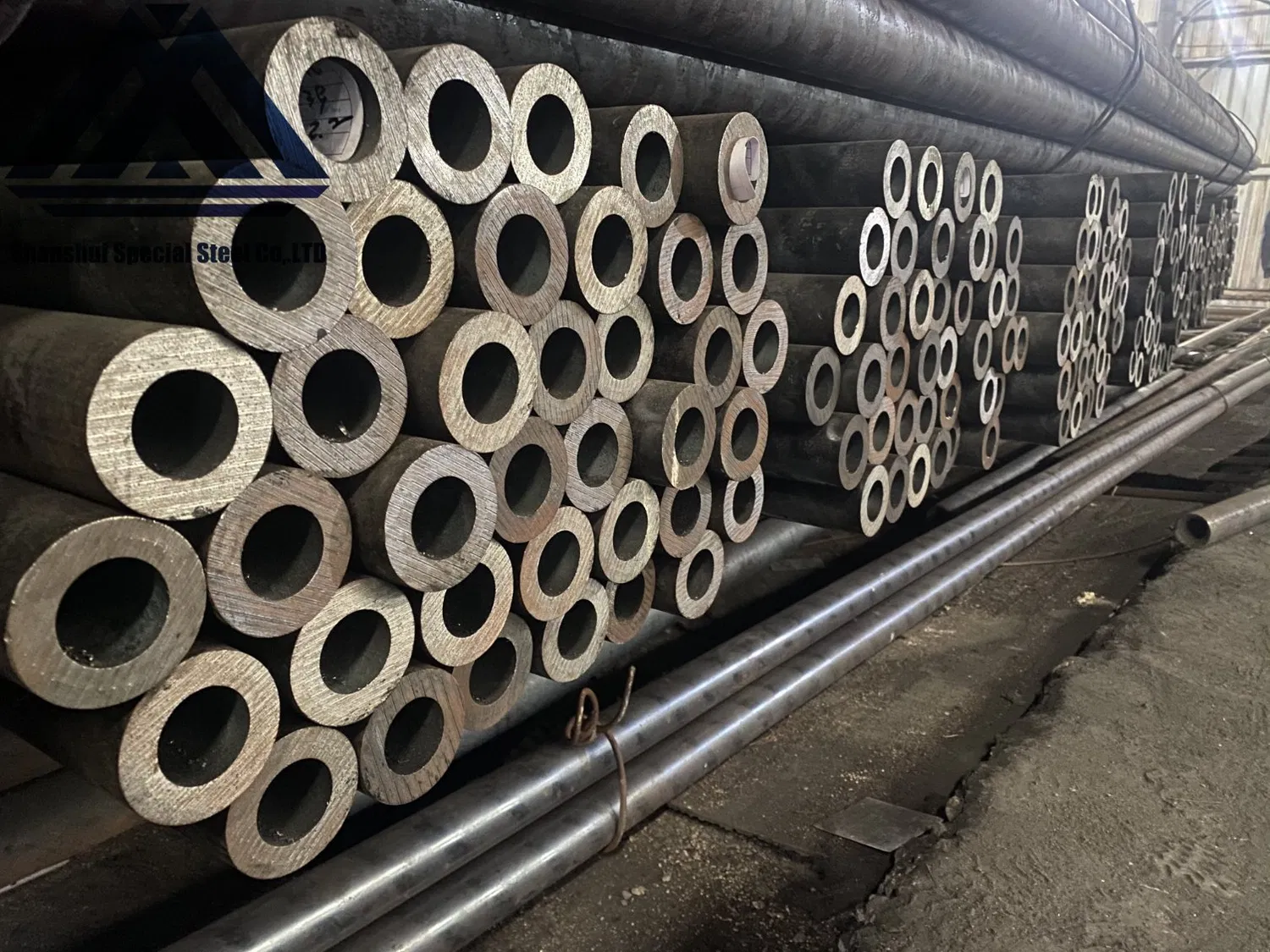ASTM Q235B A36 Sch40 Construction Reasonable Seamless Carbon Steel Pipe