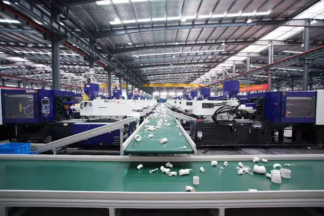 Zhongcai PPR Pipe Plumbing Tube Hot Cold HDPE PVC UPVC PPR PP Water Pipe Fittings Plastic Polyethyle