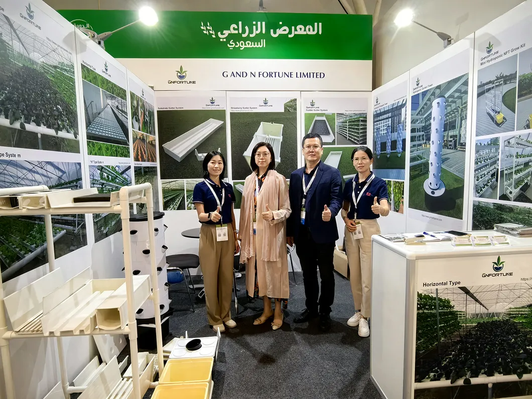 Hydroponics Gutter System Vegetables Strawberry Hydroponic Growing System