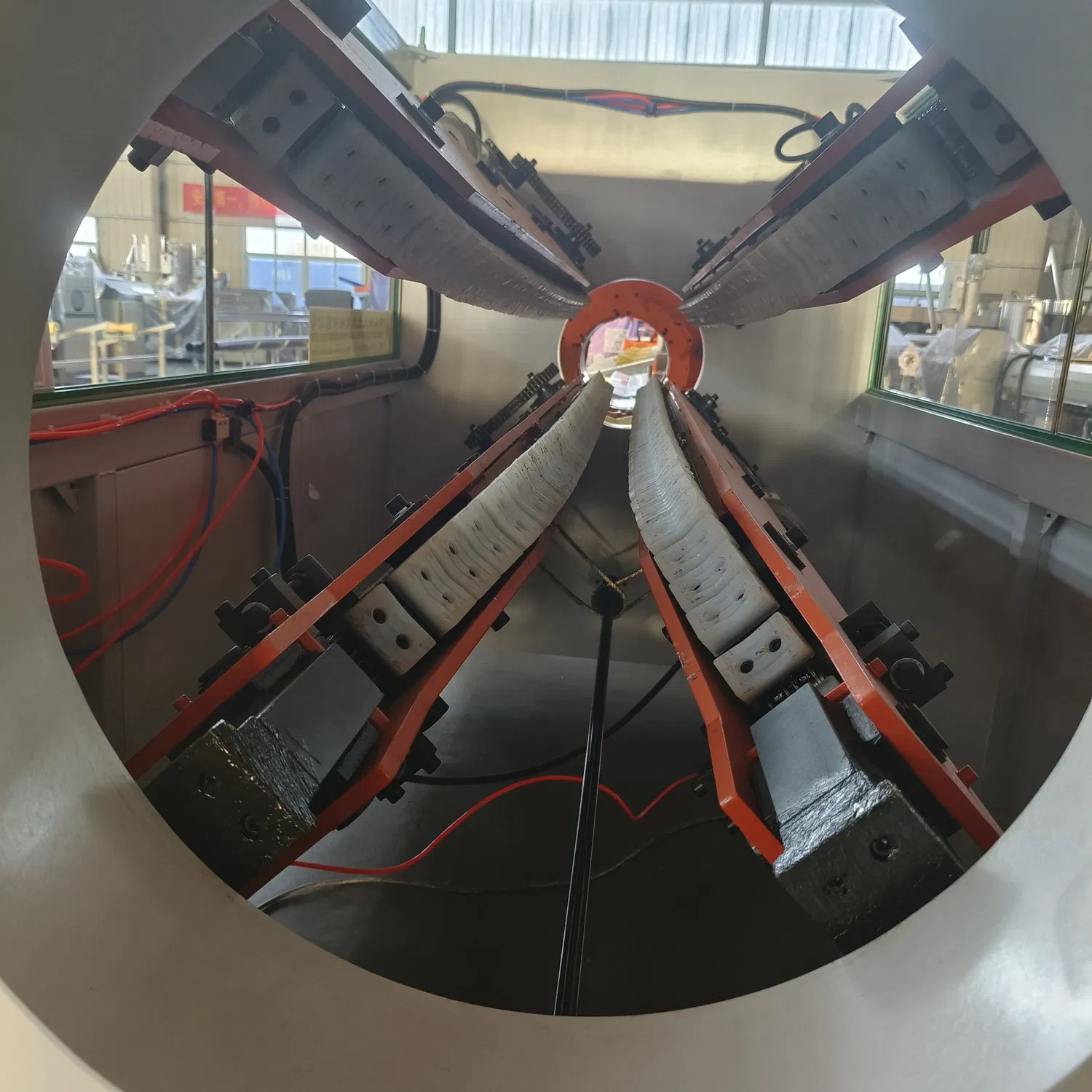 Fully Automatic 16-160mm PE Multi-Layer Pipe Extruder Production Line Producing ABC Multi-Layer Co-E