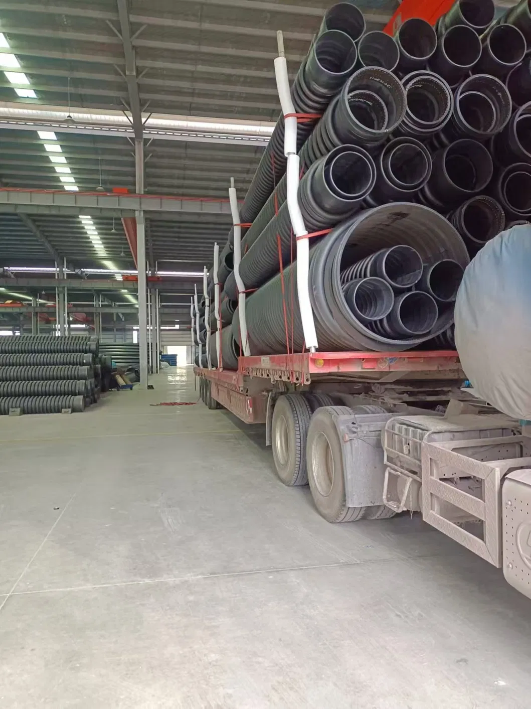 Plastic HDPE Pipe Fitting Butt Welding PVC PPR Polyethylene SDR11 Water Supply