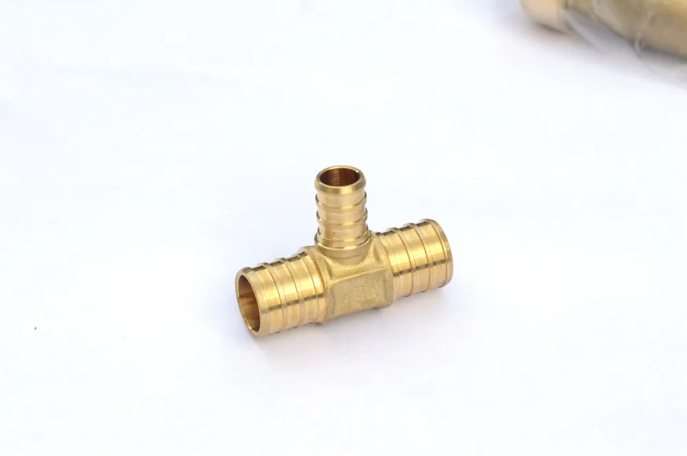 Pex Crimp Fitting Coupler Reducing Connector Socket Brass Fitting for Plumbing and PE Pipe