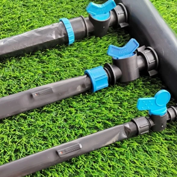 16mm Flat Emitter Drip Irrigation Tape for Agricultural Systems with 1.38L/H Flow & 50cm Spacing, PE Material & ISO 9261 Certified