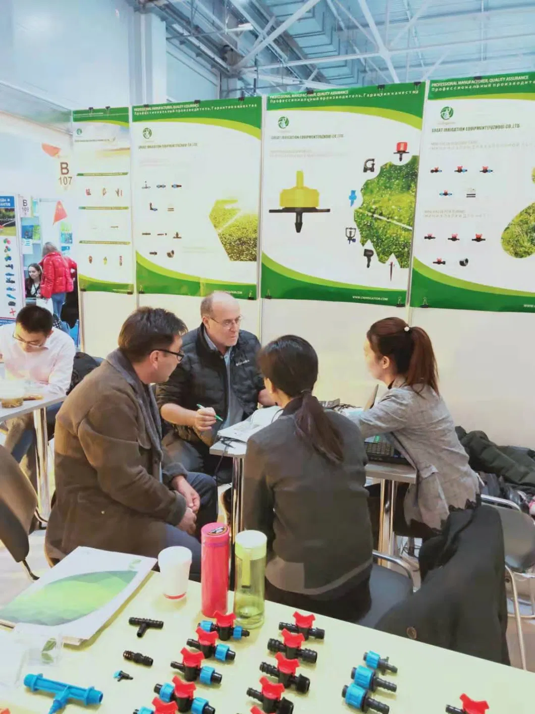 Drip Irrigation Rain Hose with Holes LDPE Tubing Other Watering &amp; Irrigation Plastic Customized Flexible 0.85---3.0L/H